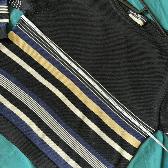 Salvatore Ferragamo top, made in Italy, XS, 85%cotton,15% Raton - Picture 5 of 6